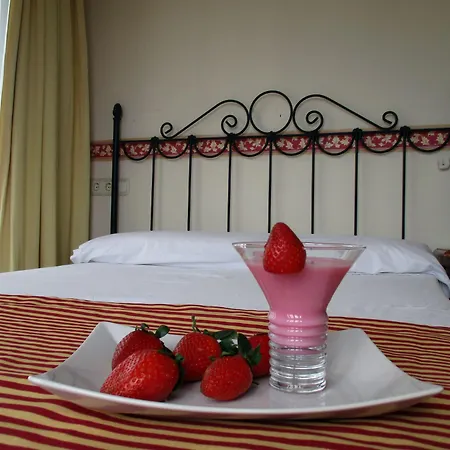 Marina Hotel