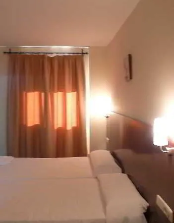 Marina Hotel 2*